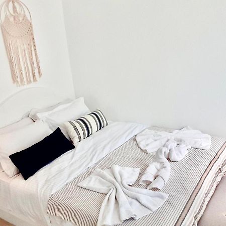 Oldtown Suites Fira المظهر الخارجي الصورة