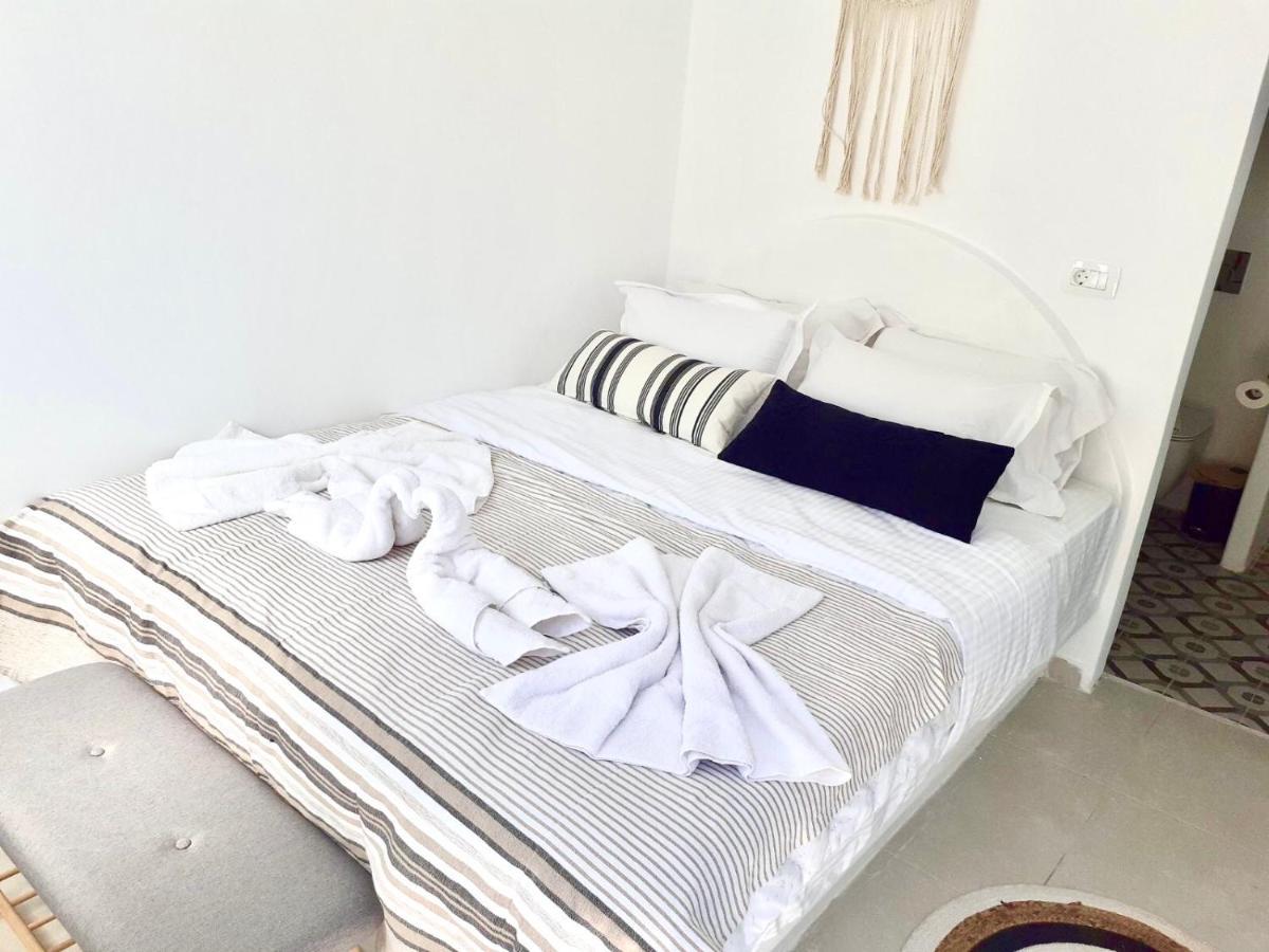 Oldtown Suites Fira المظهر الخارجي الصورة