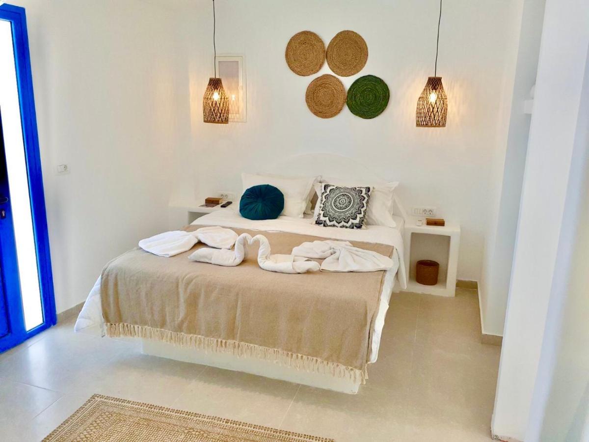 Oldtown Suites Fira المظهر الخارجي الصورة