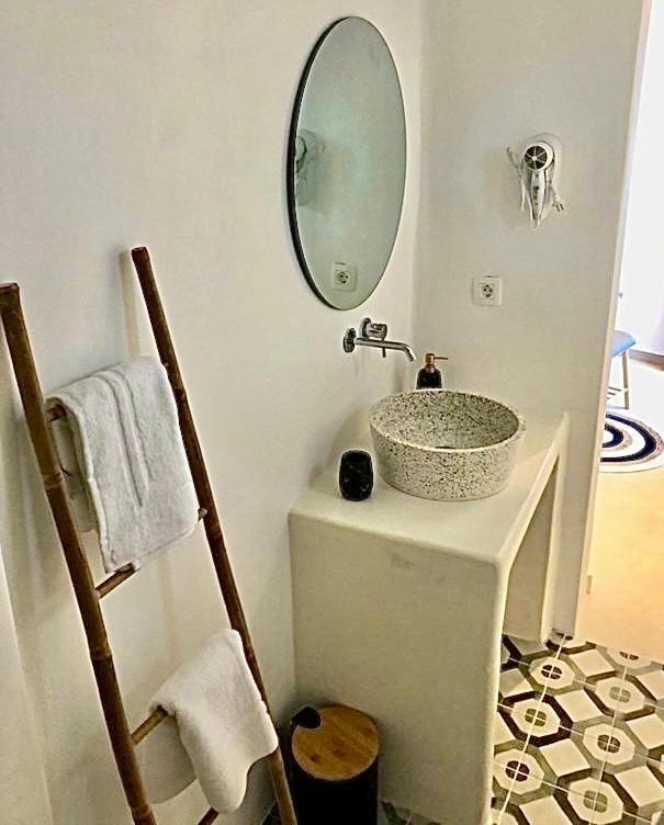 Oldtown Suites Fira المظهر الخارجي الصورة