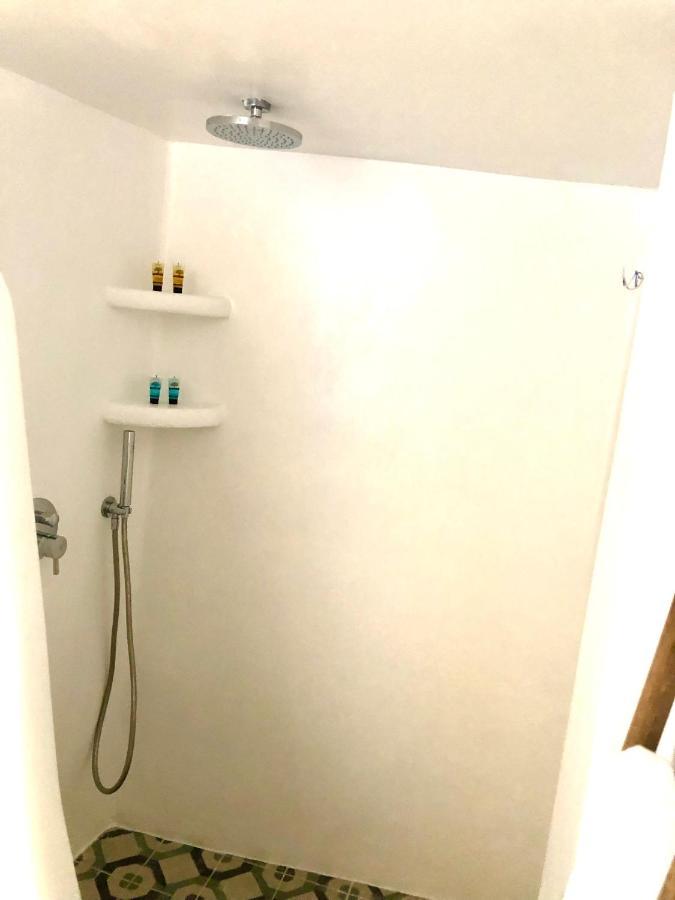 Oldtown Suites Fira المظهر الخارجي الصورة