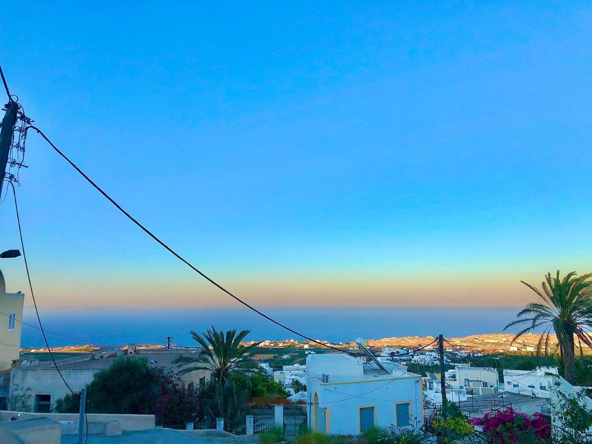 Oldtown Suites Fira المظهر الخارجي الصورة