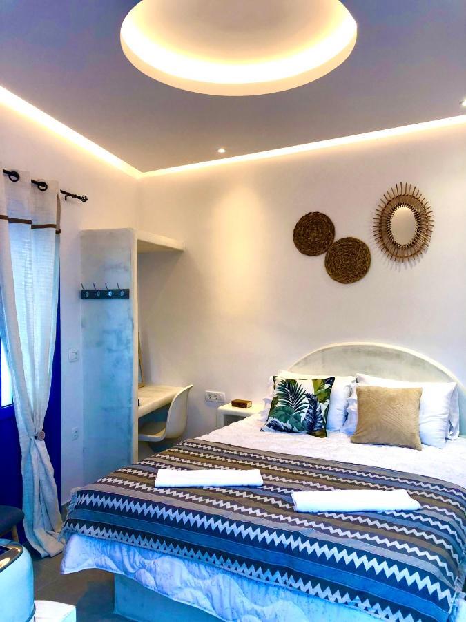 Oldtown Suites Fira المظهر الخارجي الصورة