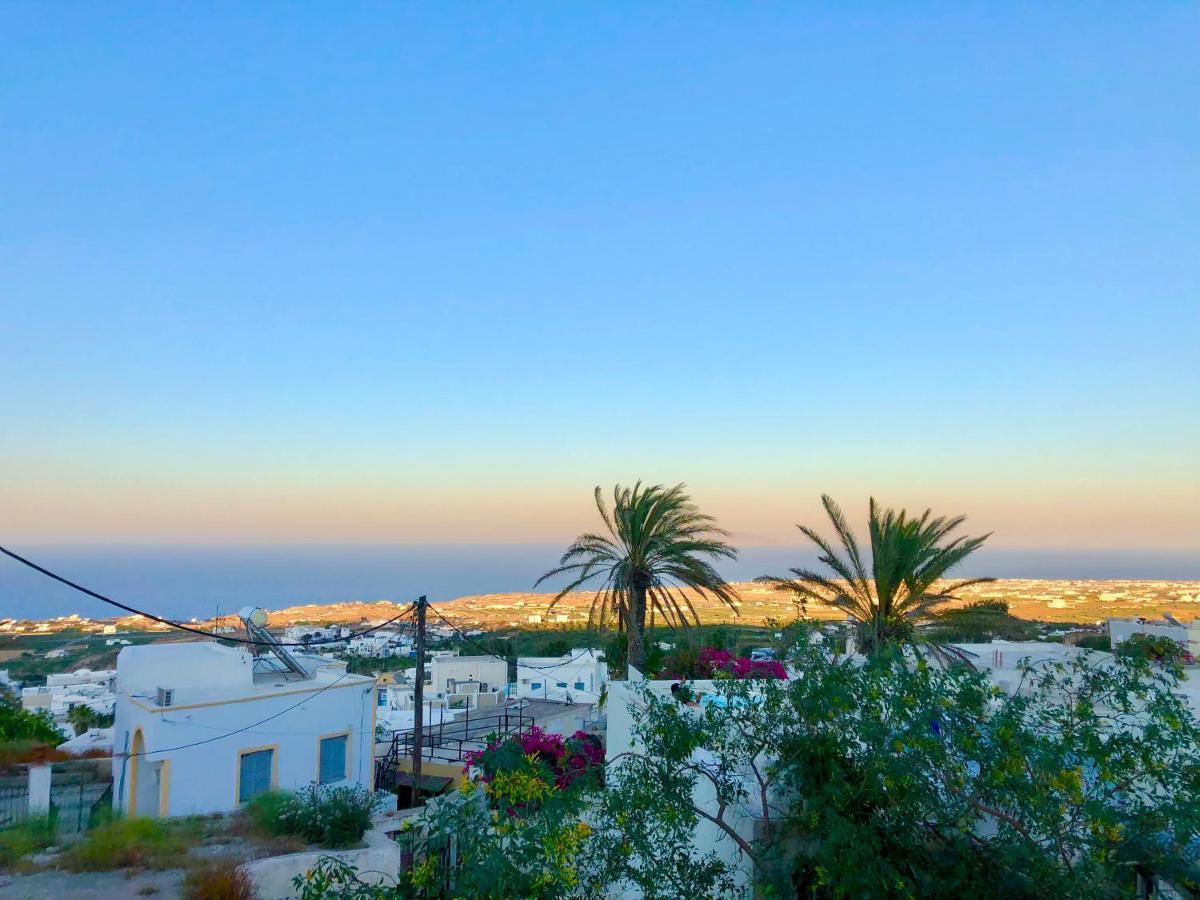 Oldtown Suites Fira المظهر الخارجي الصورة