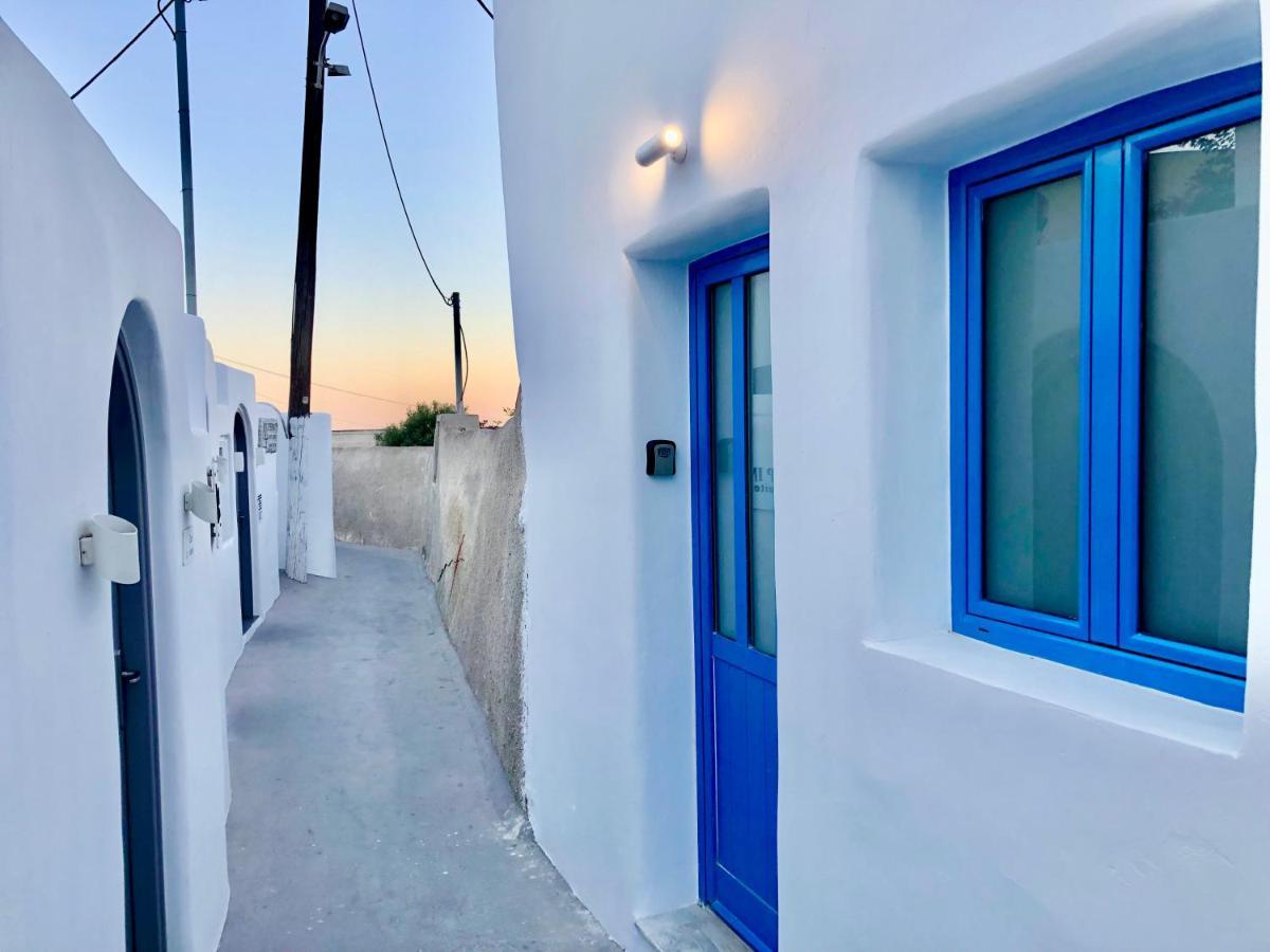 Oldtown Suites Fira المظهر الخارجي الصورة