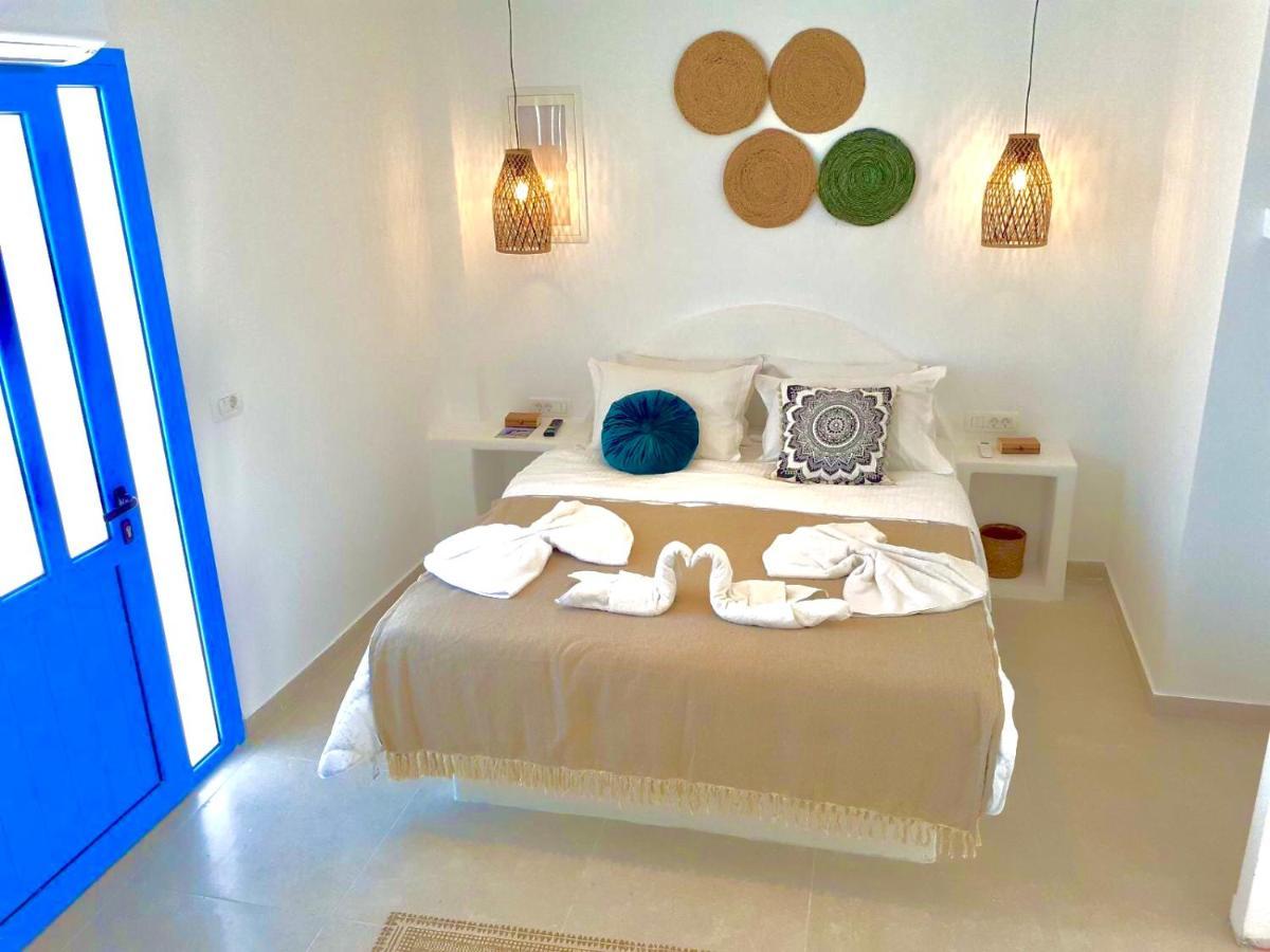 Oldtown Suites Fira المظهر الخارجي الصورة