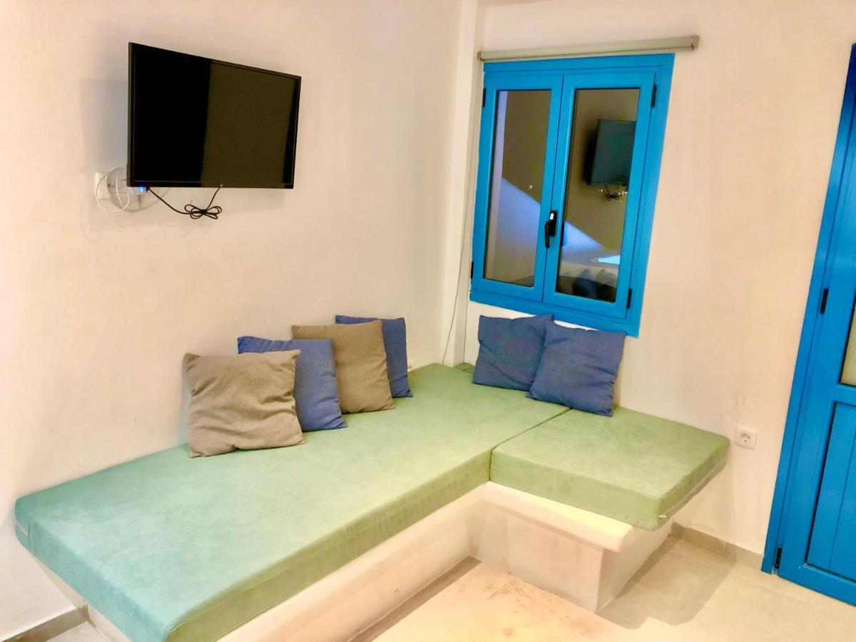 Oldtown Suites Fira المظهر الخارجي الصورة