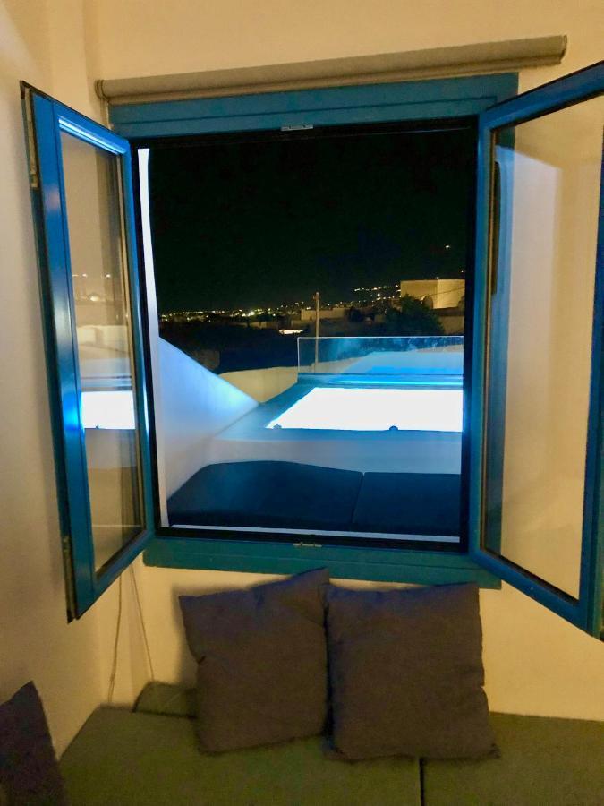 Oldtown Suites Fira المظهر الخارجي الصورة